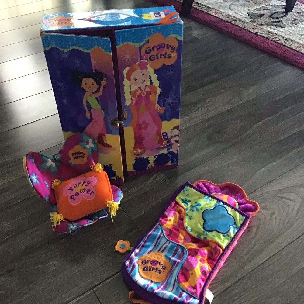 Groovy girls set